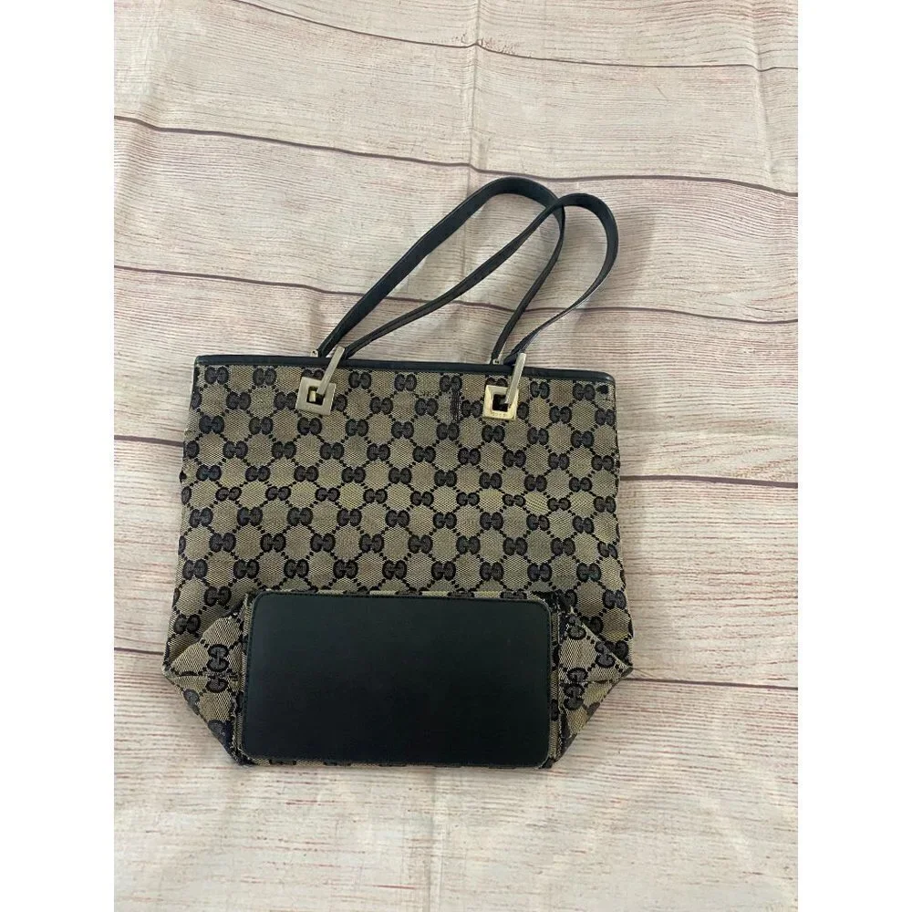 Gucci Women's Canvas All Over Monogram Print Hand Bag - OS - Picture 9 of 16